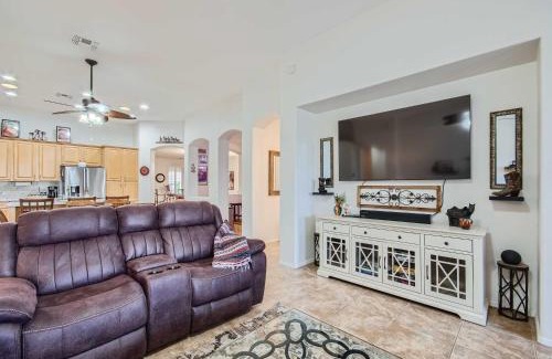 Coldwater Springs Casa | Heated Pool, Gas Grill and Yard Phoenix Retreat!