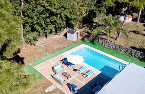 Bradenton Casa | Heated Pool - Grill Family Fun - Near Anna Maria