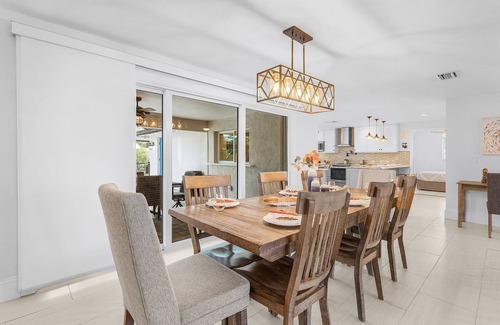 Eight Lakes Casa | Heated Pool, Gulf Access, Dock, Tiki Hut - The Lucky Pelican - Roelens