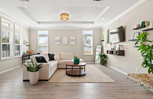 Poiciana Park II Casa | Heated Pool Hideaway, Beach & Dt Minutes Away