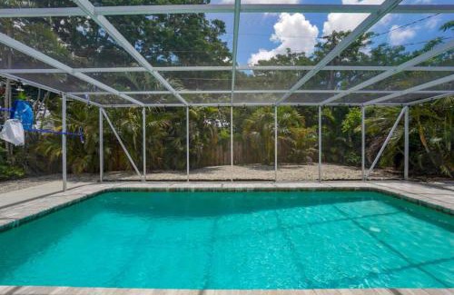 Southgate Casa | Heated Pool Home - Close to Beaches, Restaurants & More!