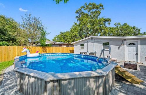 Port Tampa City Casa | Heated Pool Home in South Tampa