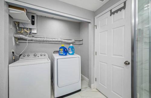 Port Tampa City Casa | Heated Pool Home in South Tampa