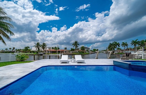 Cypress Lakes Casa | Heated Pool & Hot Tub! Waterfront+1 Mile 2 Beach!