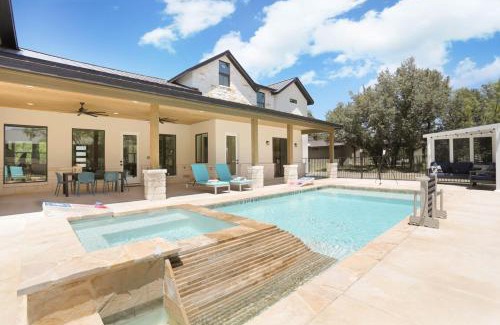 Sabinal Casa | Heated pool Hot Tub Golf Cart Arcade Two Kitchens