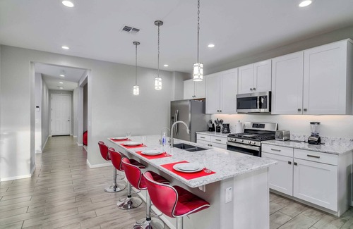 Maricopa County Casa | Heated Pool! King Bed, Pool Table, Ping Pong