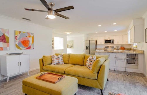 Golden Beach Estates Casa | Heated Pool! Luxe 3br Bikes, Beach, 27-Acre Park