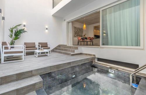 St. Andrew's Apartamento | Heated Pool Luxury in Pembroke St Julians