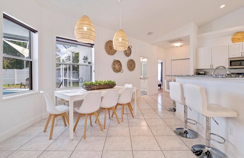 Palm Coast Casa | Villa Las Palmas with Heated Pool