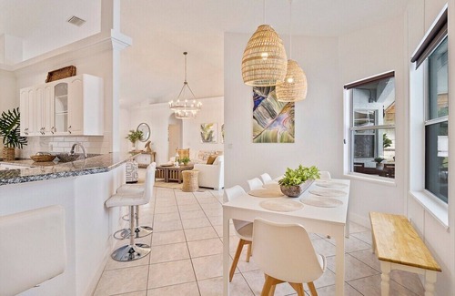 Palm Coast Casa | Villa Las Palmas with Heated Pool