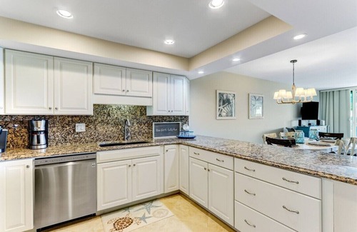 Fernandina Beach Condominio | Heated Pool, Ocean Views, Pet-Friendly Paradise