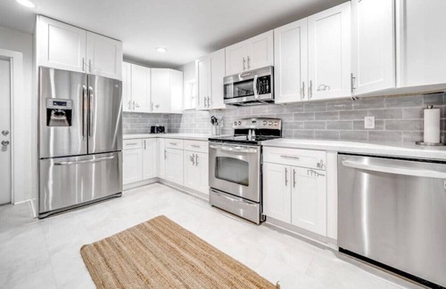 Garden Isles Casa | Heated Pool! PingPong & Arcade+1 Mile To Beach!