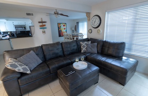 Imperial Point Casa | Casa soleada de Fort Lauderdale / Tiki Hut / Piscina climatizada