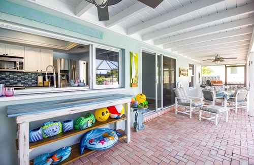 Forest Isles Casa | Cocoa Beach Getaway House - Walk to Beach - Piscina climatizada