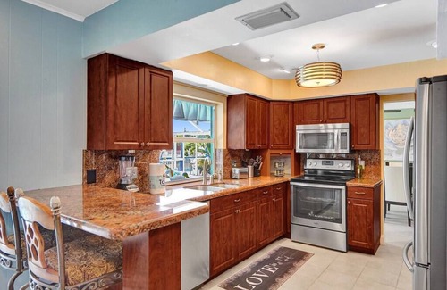 Coral Ridge Isles Villa | This villa is a 3 bedroom(s), 2 bathrooms, located in Fort Lauderdale, FL.