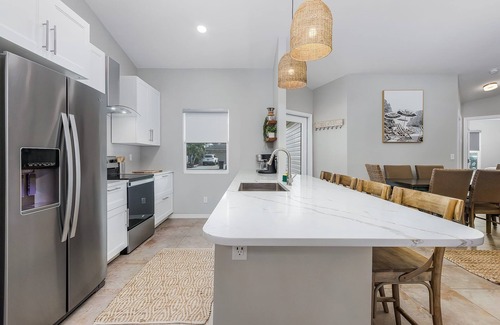 San Carlos Park Casa | ★ Heated Pool Kid Friendly Near Beach CLEAN