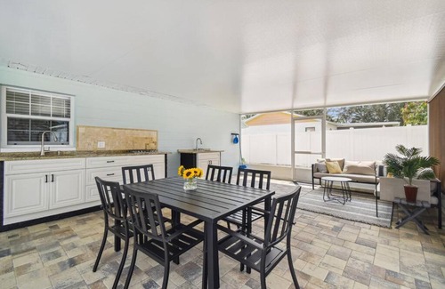 Spring Hill Villa | Heated Salt Water Pool, Outdoor Kitchen in a Private Home