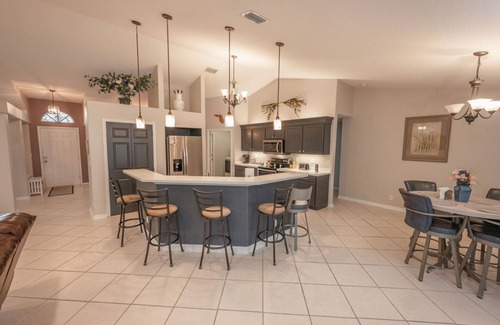 Port Saint Lucie Casa | Heated Salt Water Pool Home- Sleeps 12- Putting Green