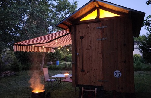 Starkenburg Casa | Heated shepherd's cart/construction trailer
