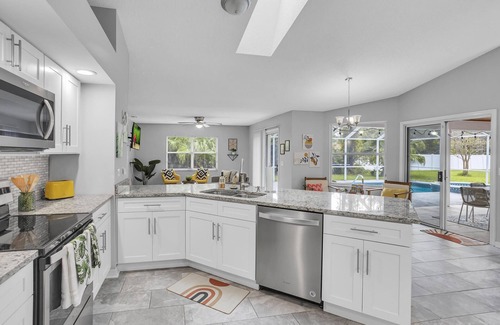 Indian Trails Casa | Heated Spa Pool Home, Sleeps 10, Beach, Golf, Fishing, St Augustine, Daytona