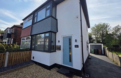 Beeston Casa | Heath Rise Retreat in Leeds