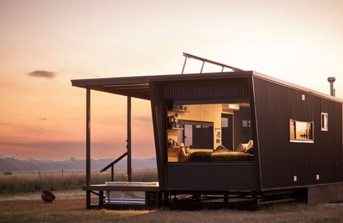 Myrup Cabina | Heath the Tiny Cabin in Esperance