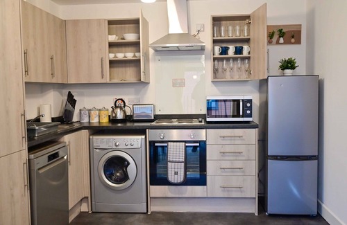 George Green Apartamento | Heathrow Heights Serviced Apt-FREE Secured Parking