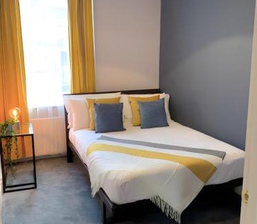 Heaton Apartamento | Heaton-Beautiful 3 Double Bedrooms Sleeps 6 Free Parking and Wifi