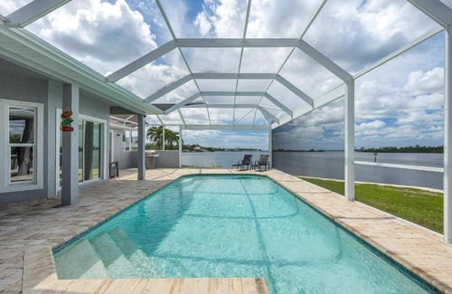 Alabama Grove Terrace Casa | Heaven Found! Stunning River Views & Pool - Villa Island Sunset - Roelens Vacations