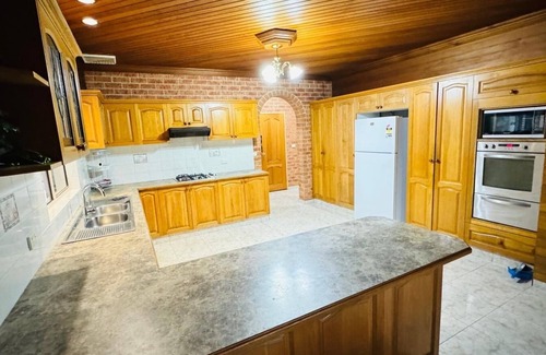 Raglan Otro | HEAVEN IN BATHURST & UNIQUE FARM STAY