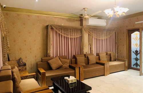 Uttara Hotel | Heaven Inn