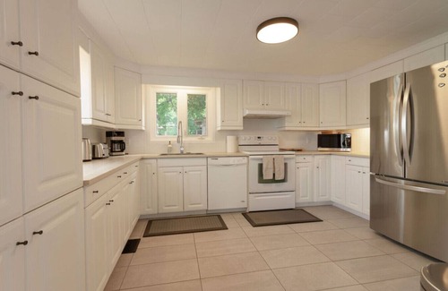 Consecon Casa | Heaven on Huycks Bay!