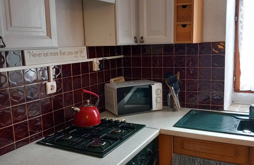 Cieux Cabaña | Heaven's Cottage In the heart of the Monts de Blond, next to a fishing lake.