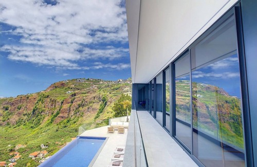 Tabua Casa | Heaven's Nest by LovelyStay