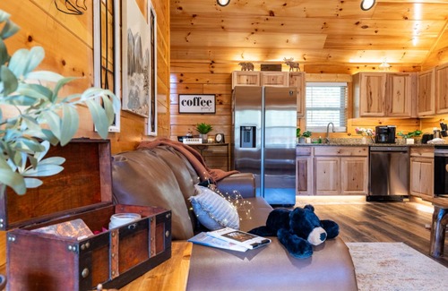 Sevierville Cabina | Heavenly Bliss By Ghosal Luxury Lodging