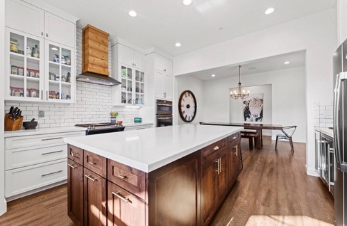 Jayhawk Casa | Heavenly Heights 3-bed, 3 bath Scenic Getaway on a 10 Acre lot in Placerville