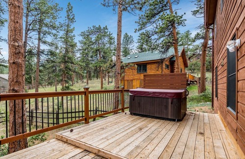 Carriage Hills Cabina | Heavenly Pines -- Ev #3361 5 Bedroom Home by RedAwning