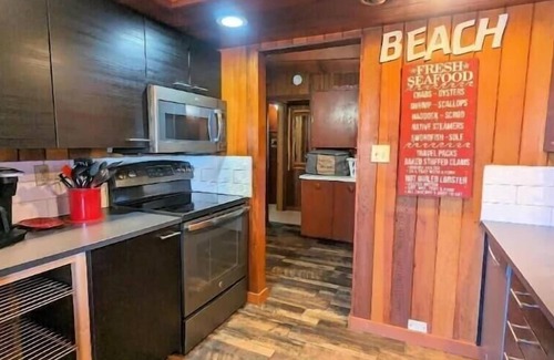 Florence Casa | Heceta Beach Bungalow across from Heceta Beach