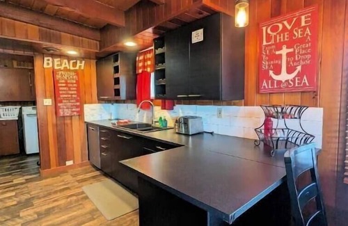 Florence Casa | Heceta Beach Bungalow across from Heceta Beach