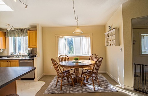 Florence Casa | Heceta Hideout, 3-min walk to Heceta Beach!