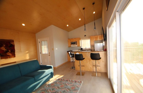 Iona Cabaña | Hector's Point-New Modern 1 bedroom suites in Iona