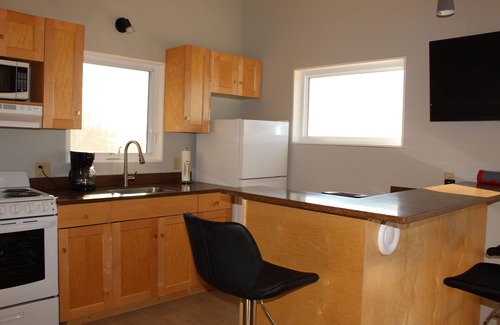 Iona Cabaña | Hector's Point-New Modern 1 bedroom suites in Iona