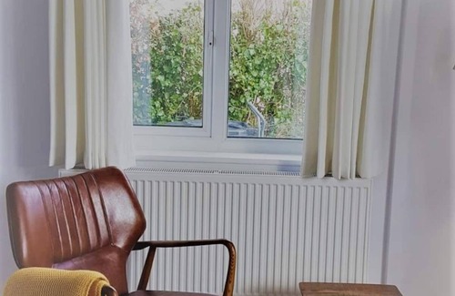 Llandudno Junction Cabaña | HEDD cottage on doorstep of Snowdonia National Park