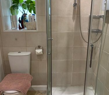 Llanbedrog Casa | Heddfan - Peaceful & Cozy En-suite Room 5 mins from Stunning Llanbedrog Beach