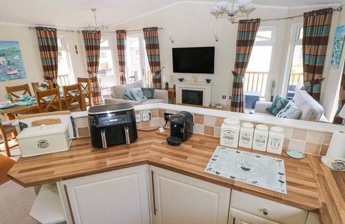Amroth Cabaña | Heddwch