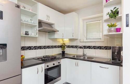 Municipality of Dubrovnik Hotel | Hedera Estate, Hedera A24