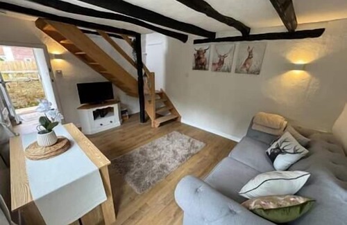 Glemsford Casa | Hedgehog Cottage: Cosy Countryside Escape