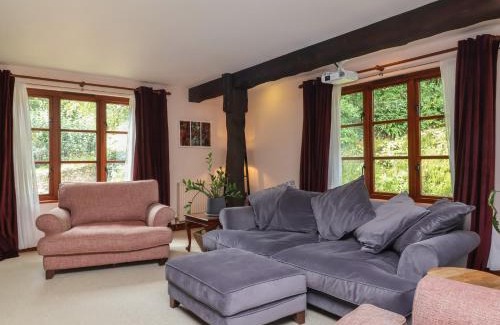 Barnstaple Casa | Hedgerose