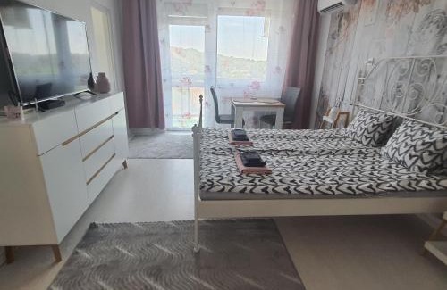 Hamor Apartamento | Hegyalja Apartman