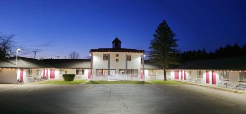 Bridgeport Hotel | Heidelberg Motel by Capital O Bridgeport Frankenmuth MI Dixie HWY